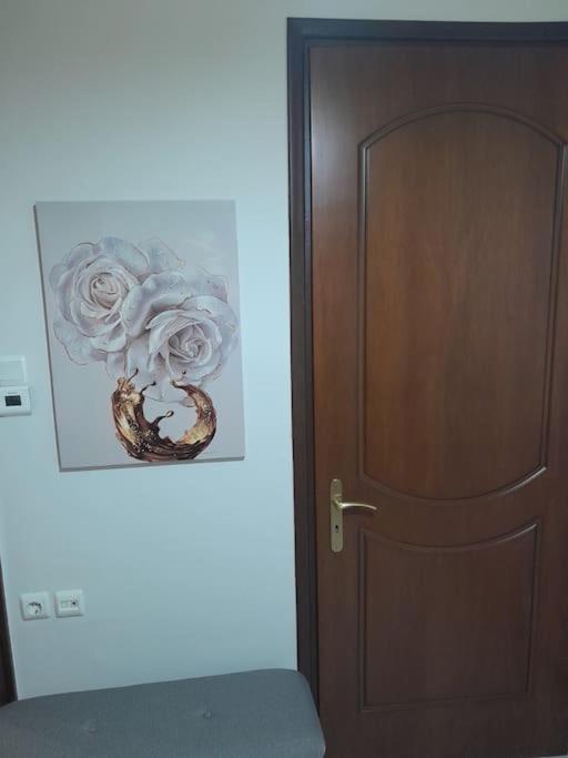 Maison De Luxx , A11 City Center Larissa Bagian luar foto